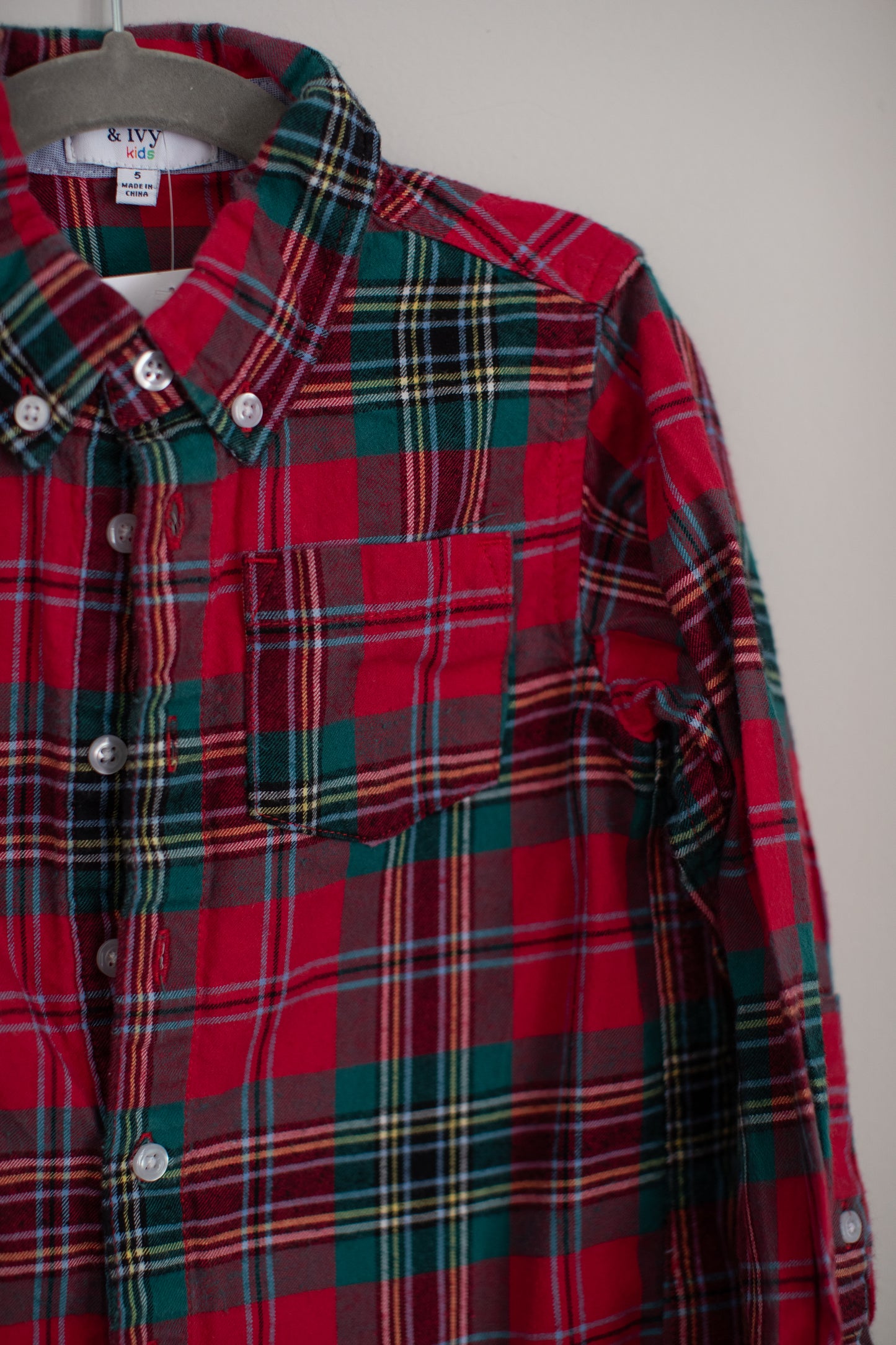 Crown & Ivy • Christmas Plaid Button Down • 5T