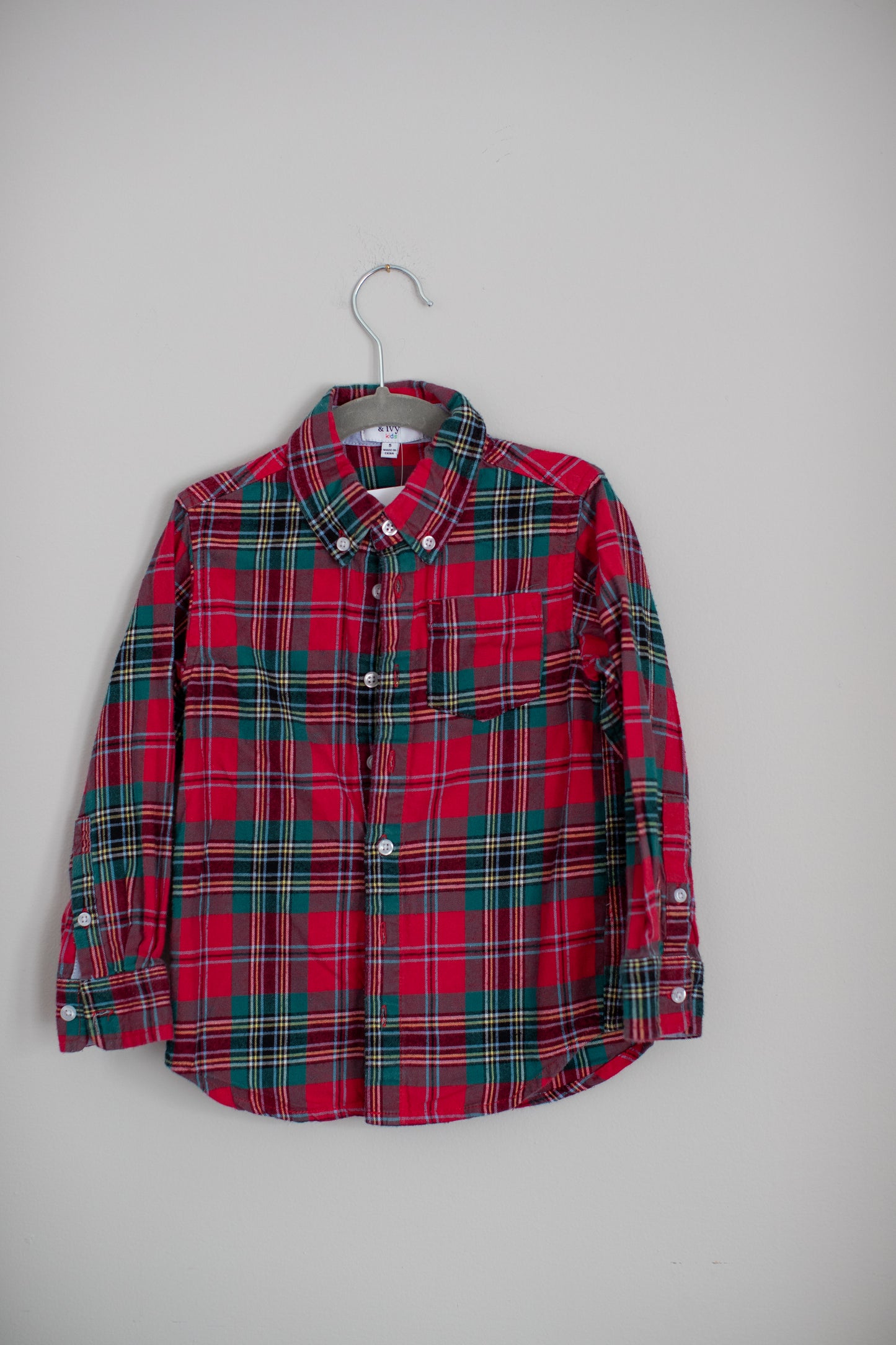 Crown & Ivy • Christmas Plaid Button Down • 5T