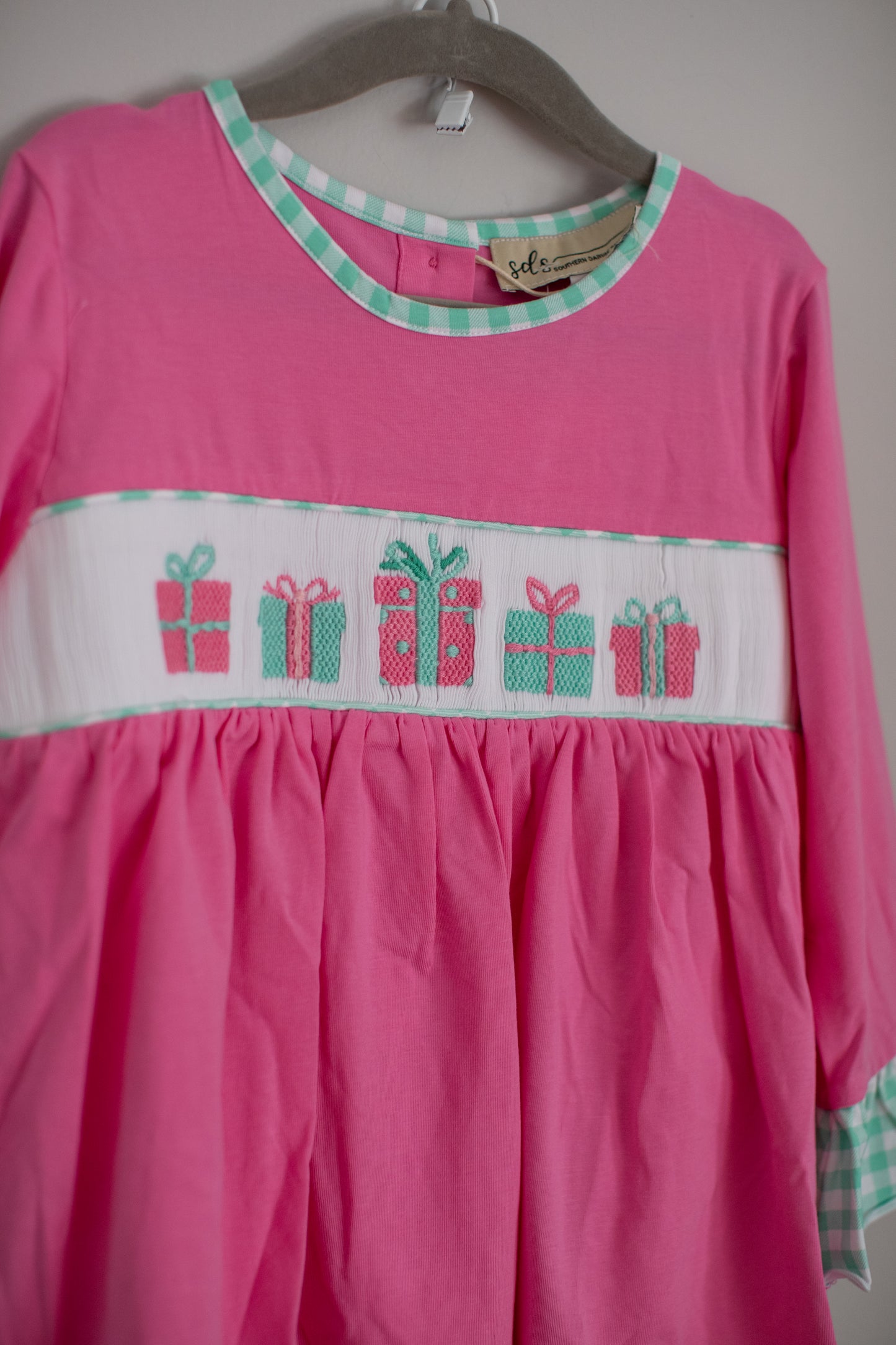 Southern Darling Smocks • NWT Pink & Teal Present Smocked Pant Set • 5T