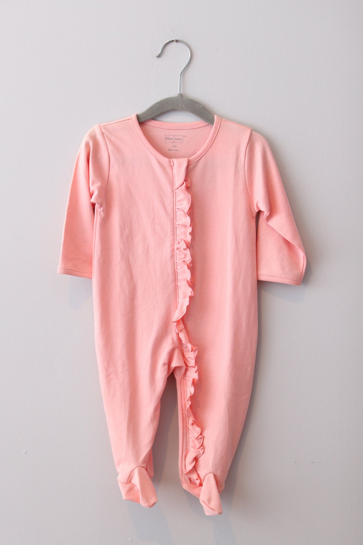 Kissy Love • NWT Coral Ruffle PJs • 9 Months