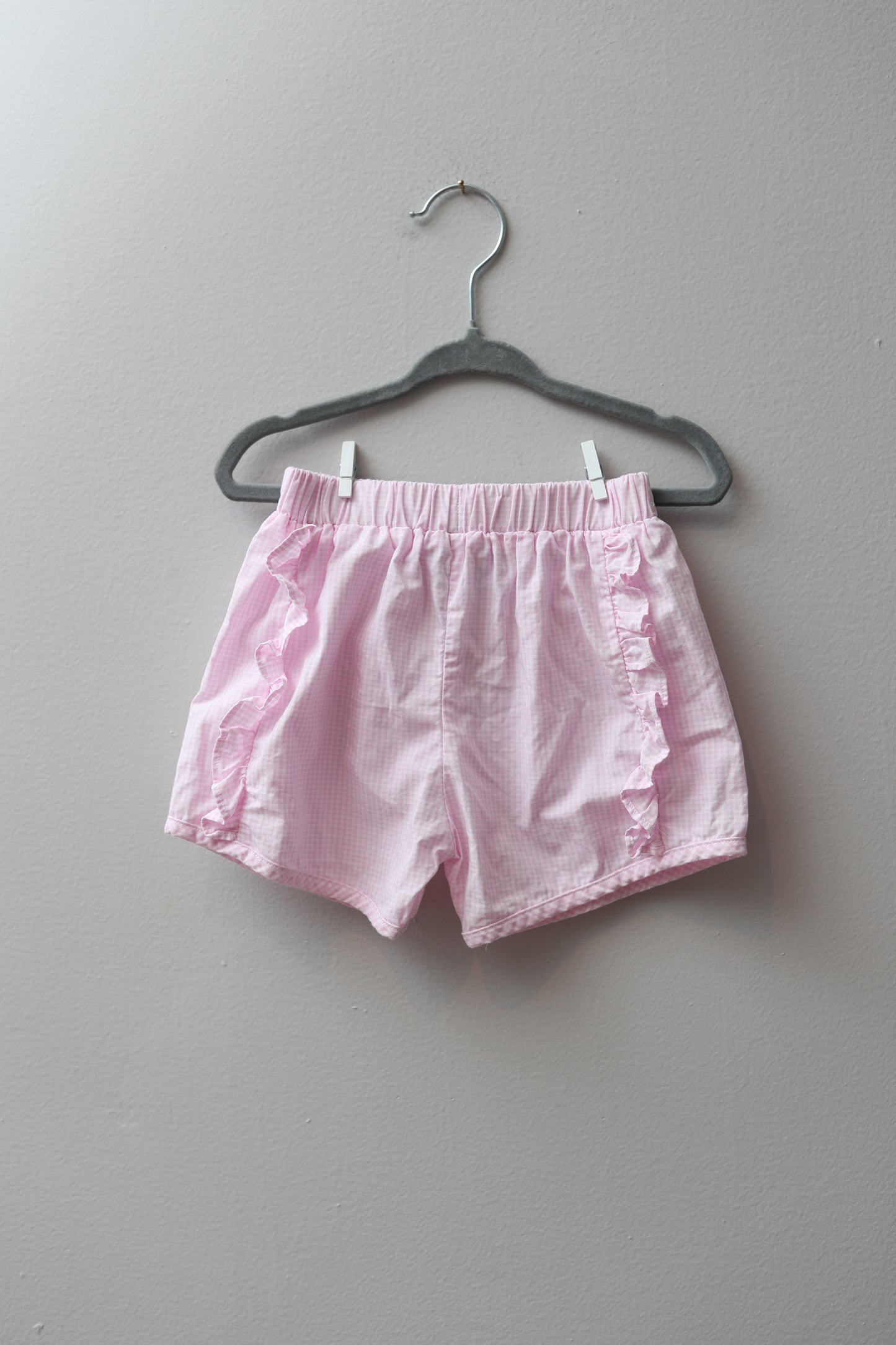 Busy Bees Smocks • Pink Gingham Shorts • 3T